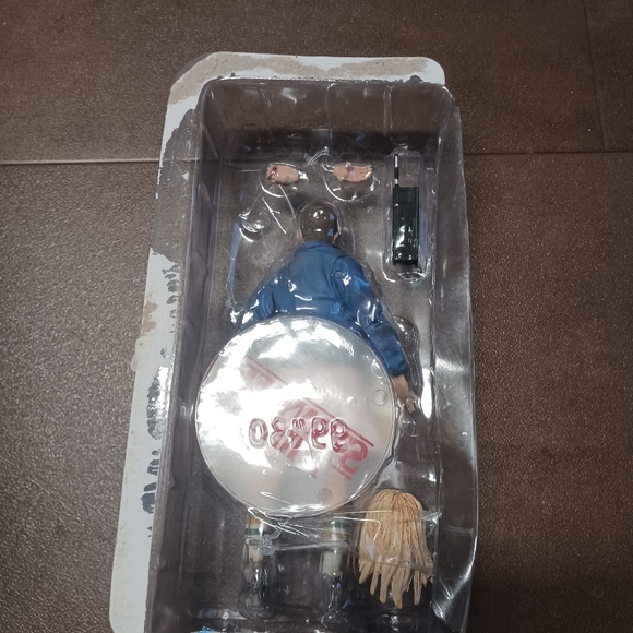 McFarlane Toys - Picture 2 of 6